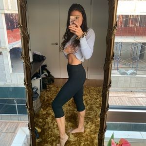 Yummie black high waisted leggings